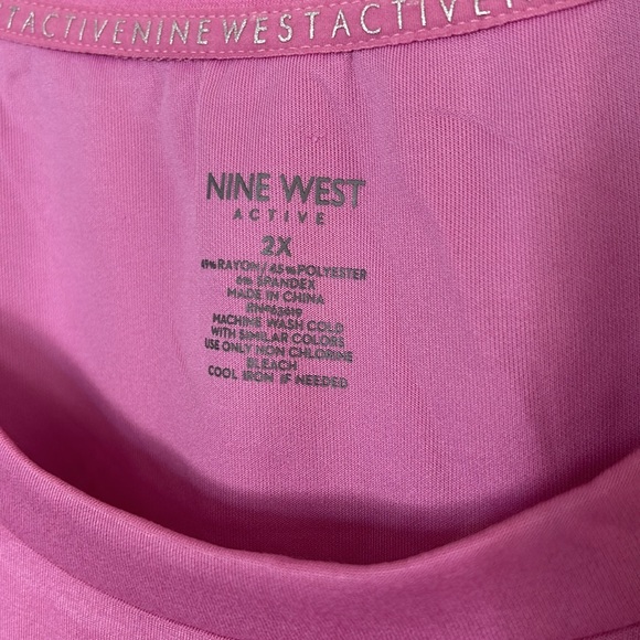 NWT Nine West Active Crewneck Pullover - Picture 2 of 8